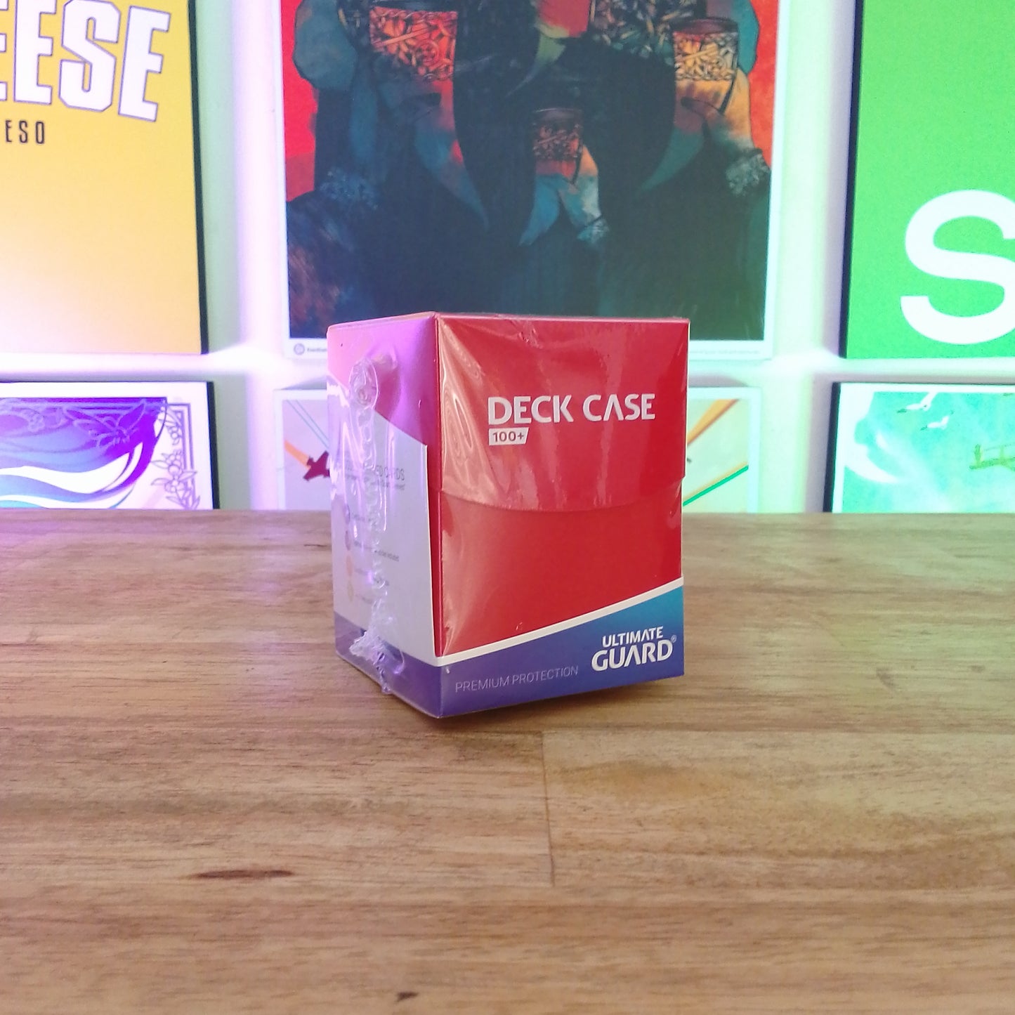 Ultimate Guard Deck Case 100+Standard Size - Red