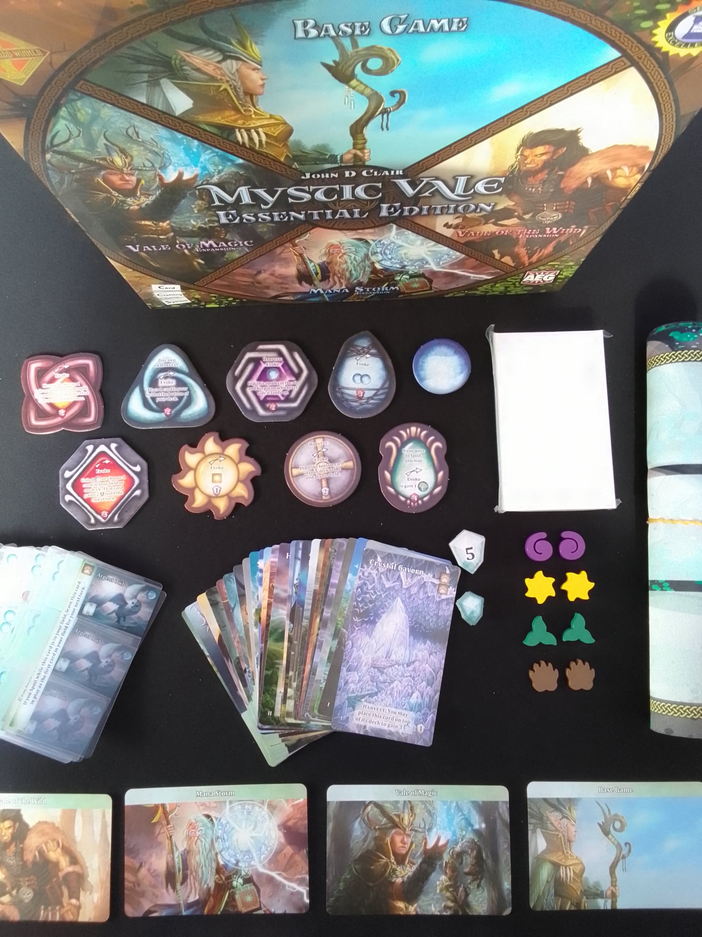 B2G - Mystic Vale (Essential Edition) - para alquilar