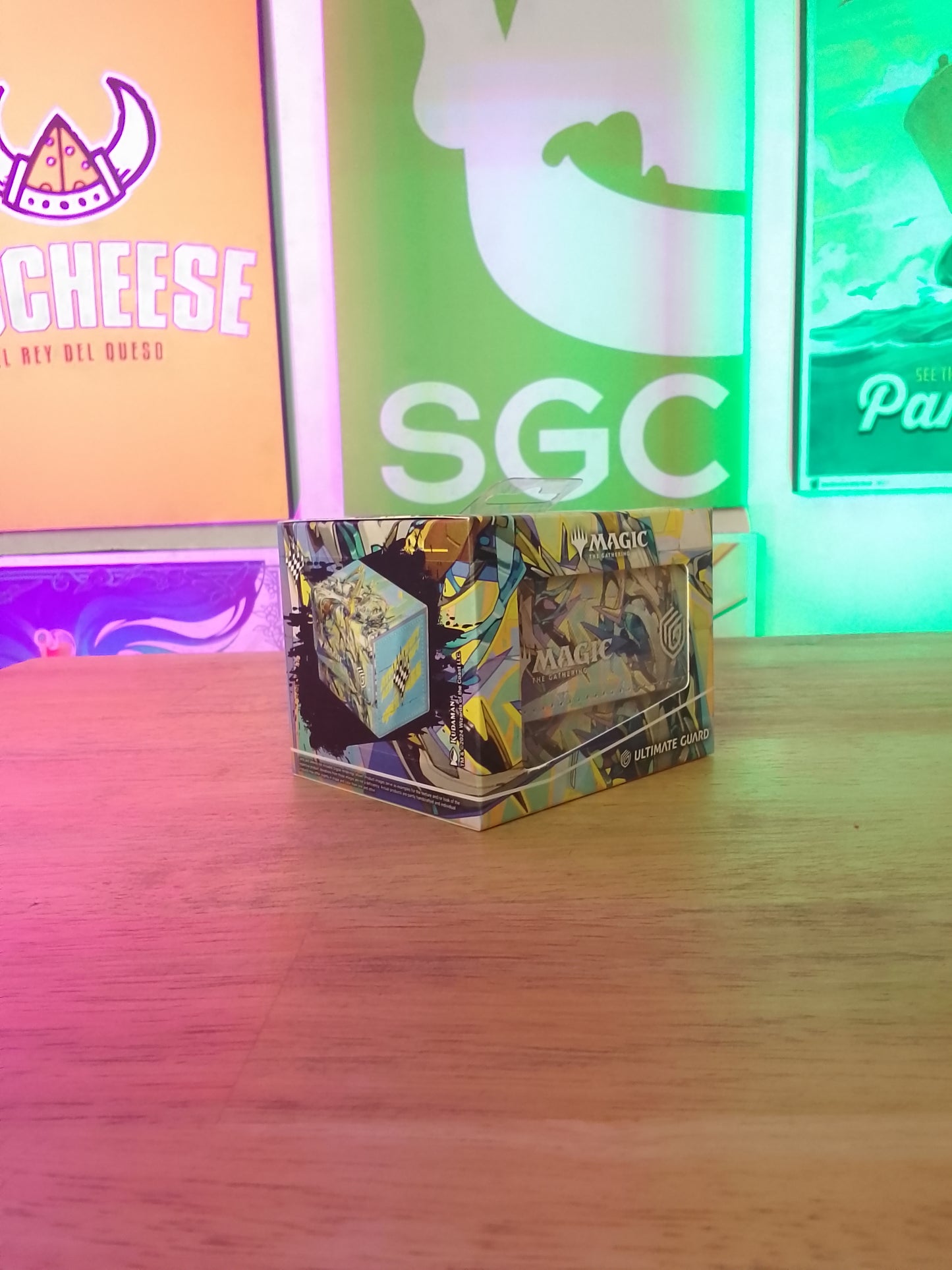 Ultimate Guard Sidewinder 100+Xenoskin MTG Aertherdrift "Riptide Gearhulk"