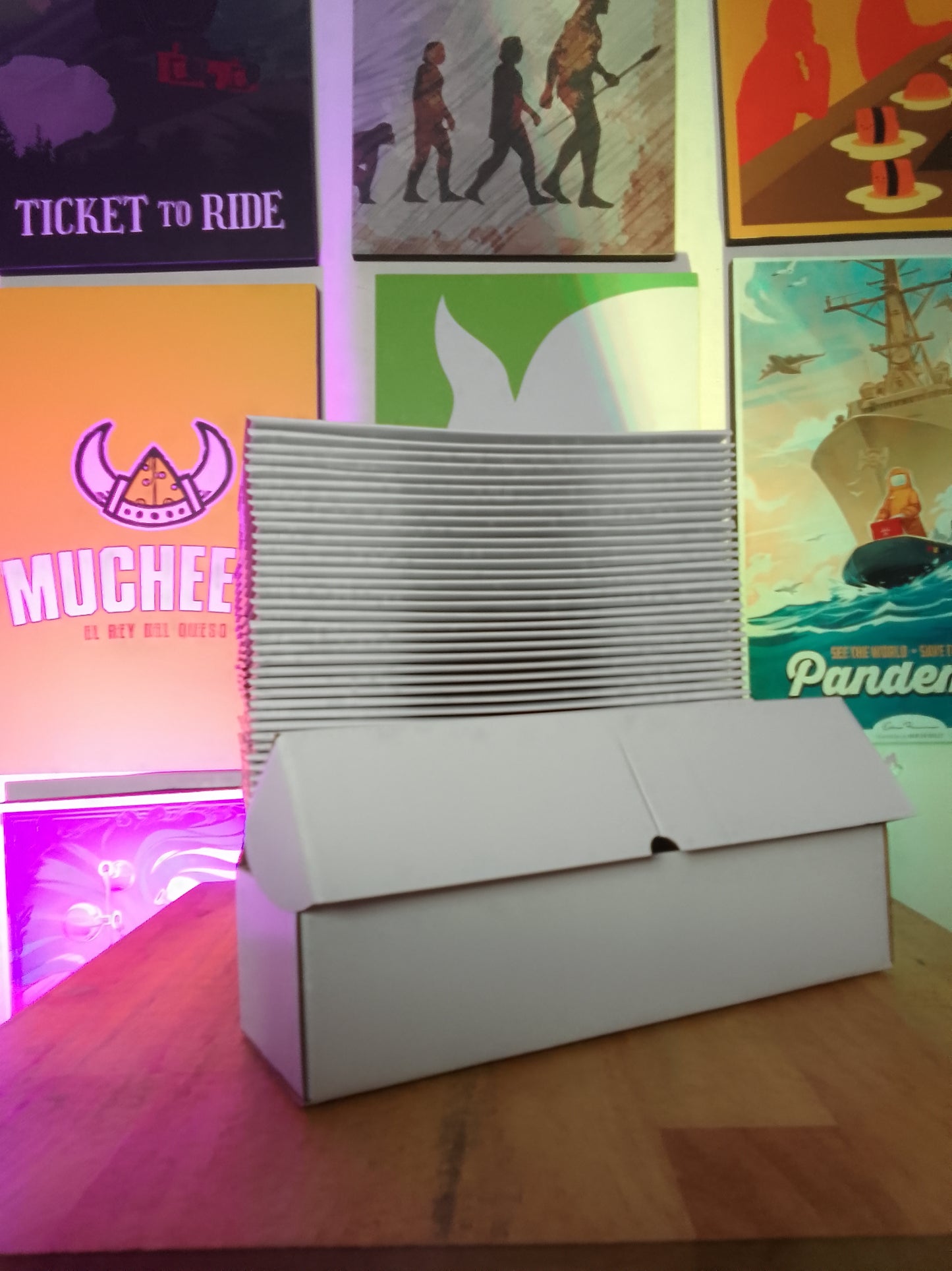 Caja de cartón para guardar cajas