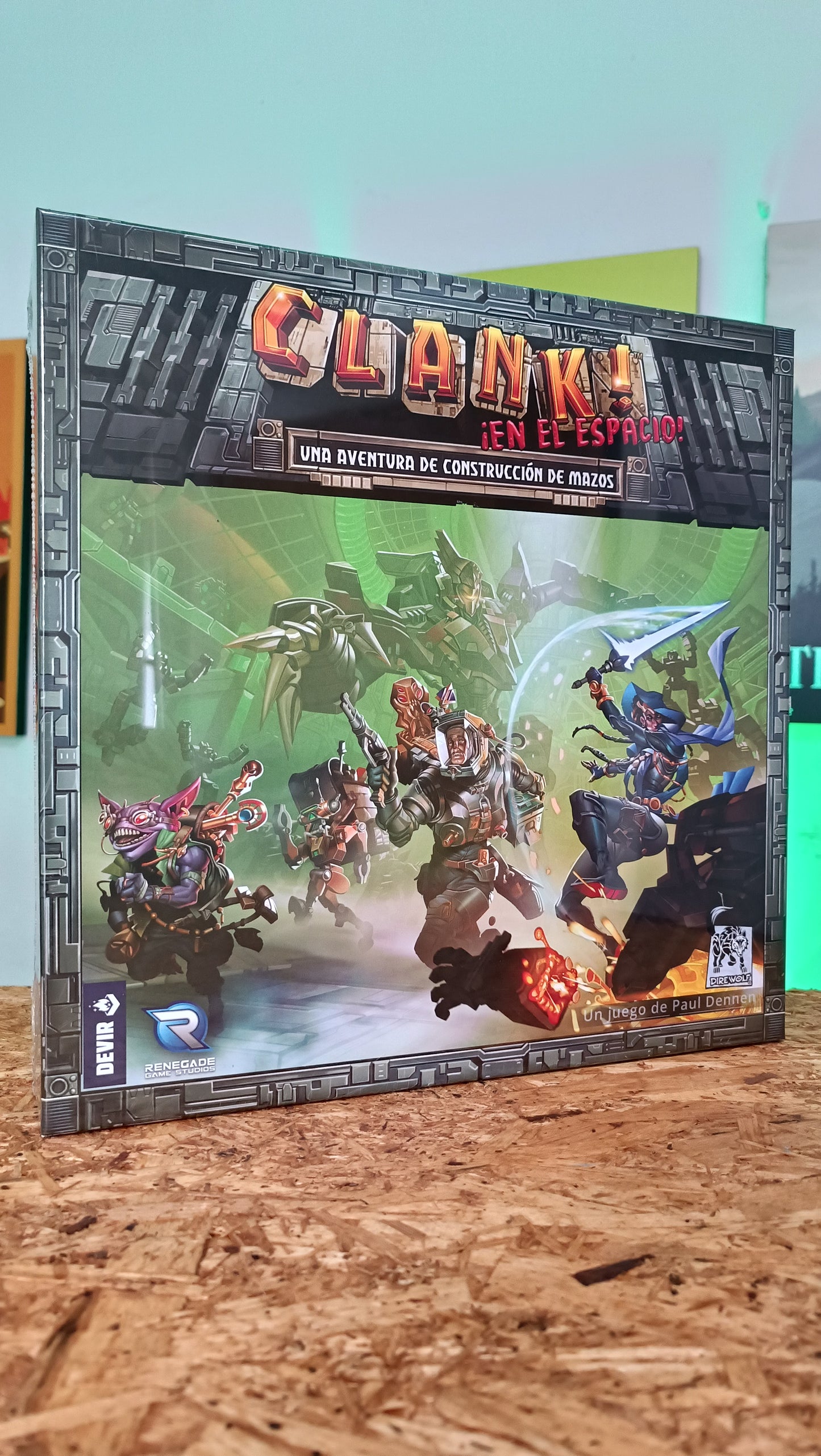CLANK - En el Espacio