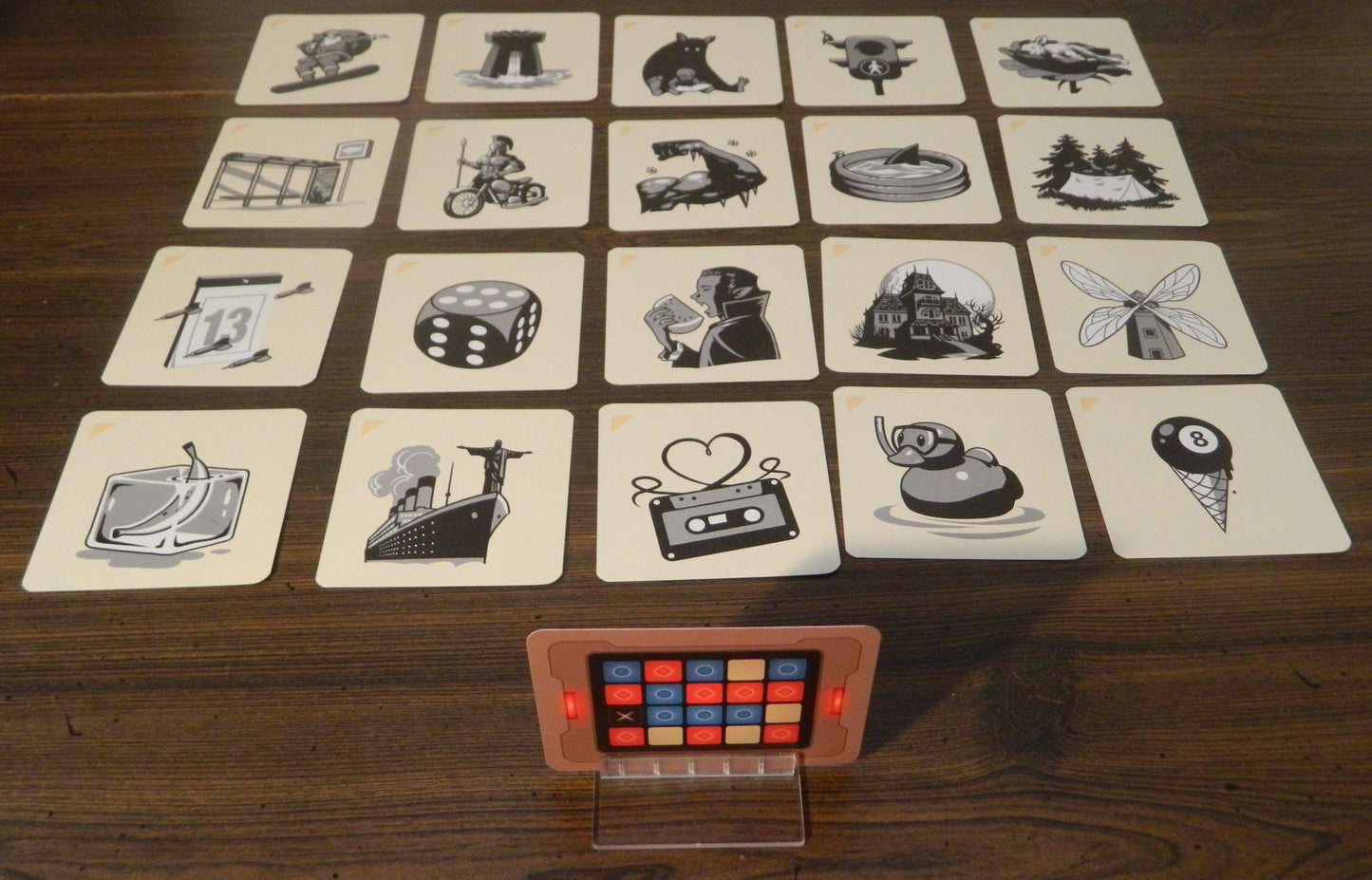 Codenames: Pictures Codigo Secreto: Imagenes