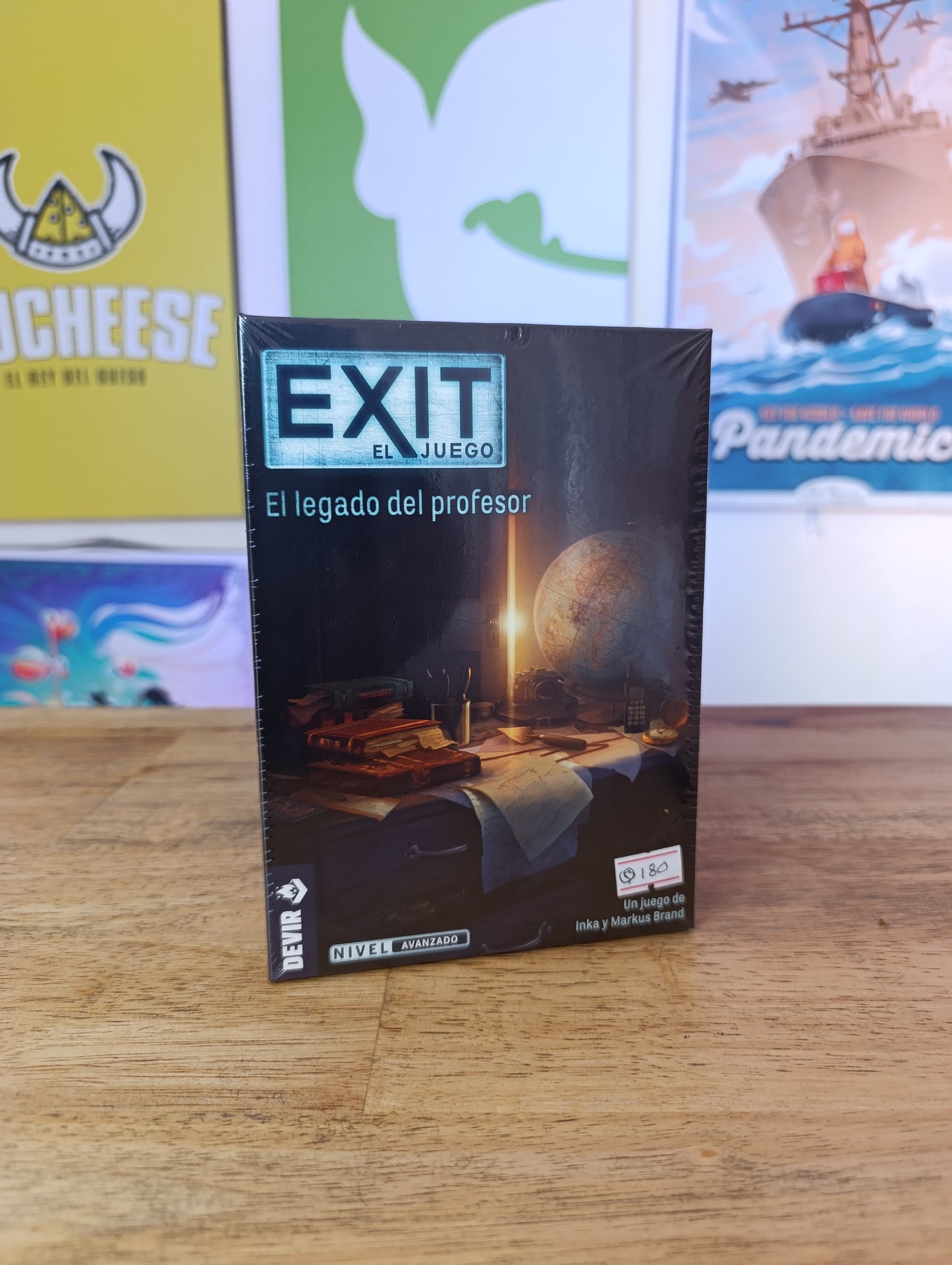 Exit 24: El legado del Profesor - Spanish