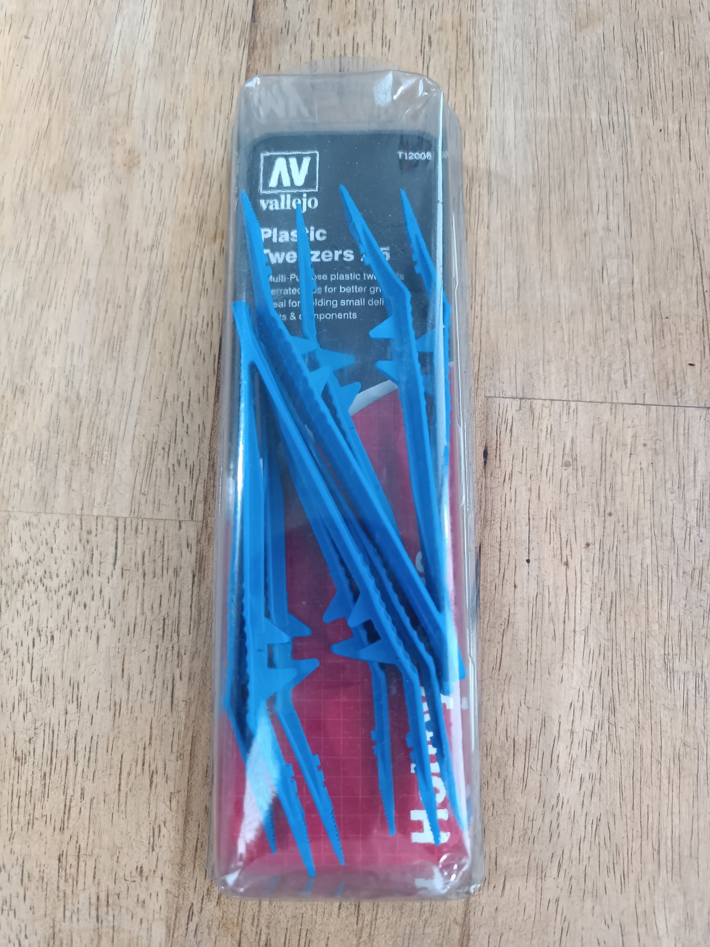 Tools: Tweezers- Plastic Tweezers Individual