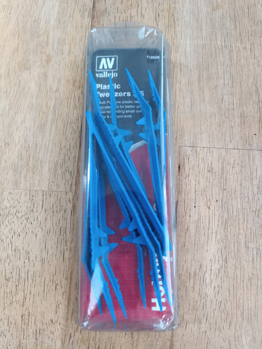 Tools: Tweezers- Plastic Tweezers Individual