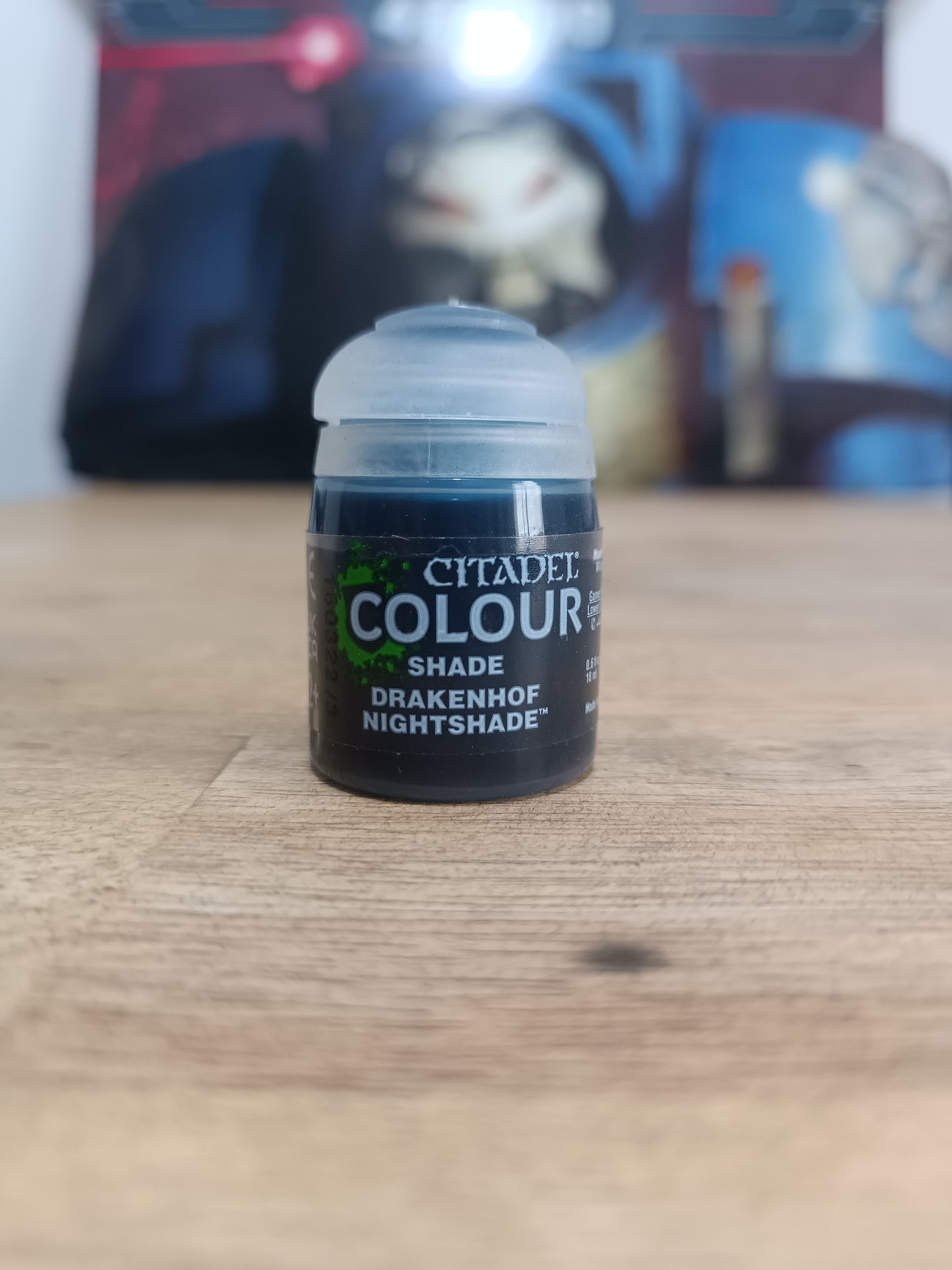SHADE: DRAKENHOF NIGHTSHADE (18ML)