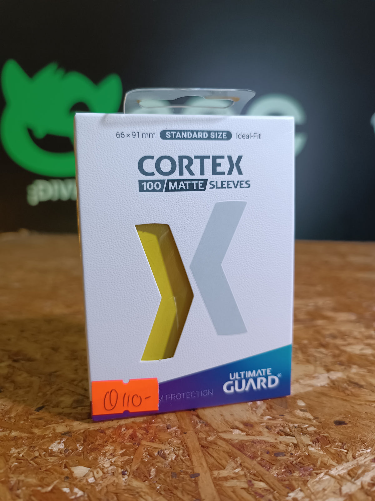 Card Sleeves:Cortex Standard Size-Matte Yellow (100 ct.)