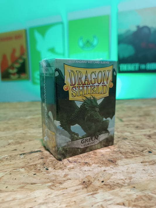 Dragon Shield Sleeves: Standard- Classic Green